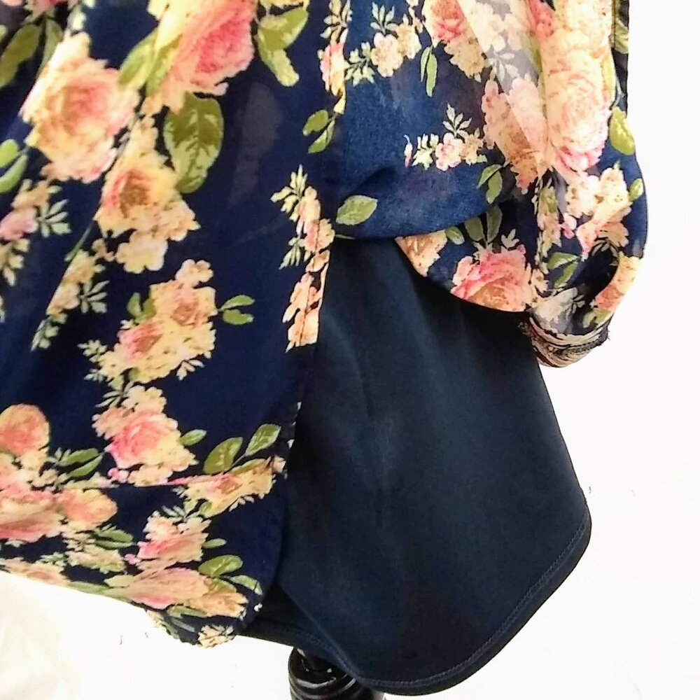 Rue21 Women's Lined Sundress with Caged Back Floral Dress Size Medium - Picture 5 of 7